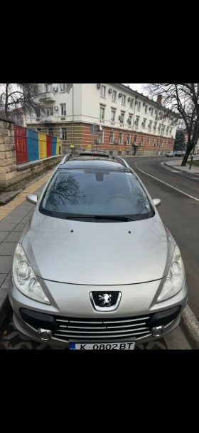 Peugeot 307 Панаромен люк, 7 Места, 1.6 Дизел, Фасе, снимка 2