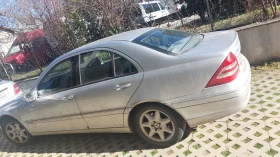 Mercedes-Benz C 200, снимка 4