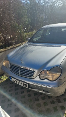 Mercedes-Benz C 200, снимка 2