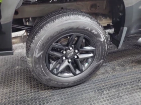 Chevrolet Silverado * Custom Trail Boss * CARFAX * БЕЗ ПЪРВОНАЧАЛНА ВН - 19800 € / 38725.43 лв. - 29833067 7