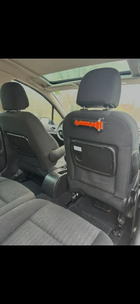 Peugeot 307 Панаромен люк, 7 Места, 1.6 Дизел, Фасе - 1950 € / 3813.87 лв. - 85529898 7