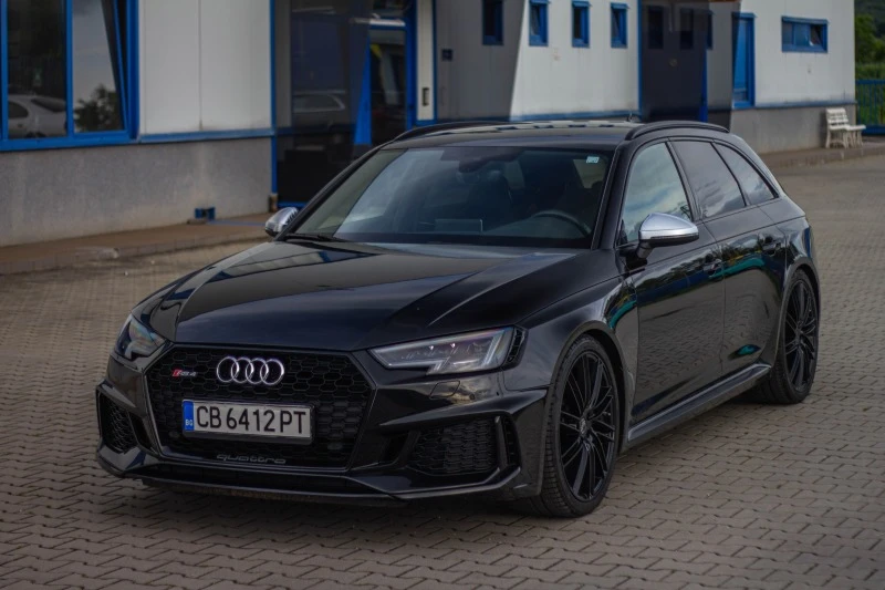 Audi Rs4, снимка 3 - Автомобили и джипове - 47436667