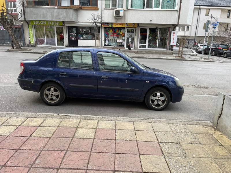 Renault Symbol 1.4, снимка 4 - Автомобили и джипове - 46644857