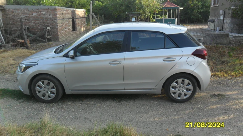 Hyundai I20, снимка 6 - Автомобили и джипове - 46993266