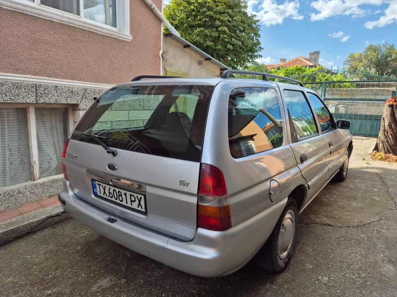 Ford Escort 1, 6 Ghia, снимка 1 - Автомобили и джипове - 48112622