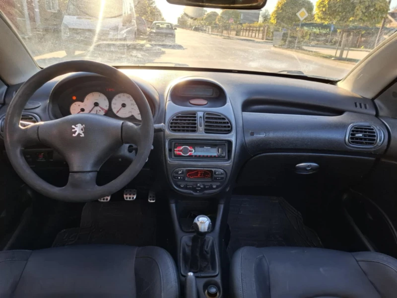 Peugeot 206 cc 2.0i, снимка 8 - Автомобили и джипове - 48285517