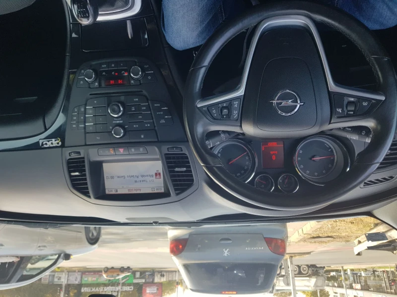 Opel Insignia 2.0 Turbo 220HP, снимка 9 - Автомобили и джипове - 48645757