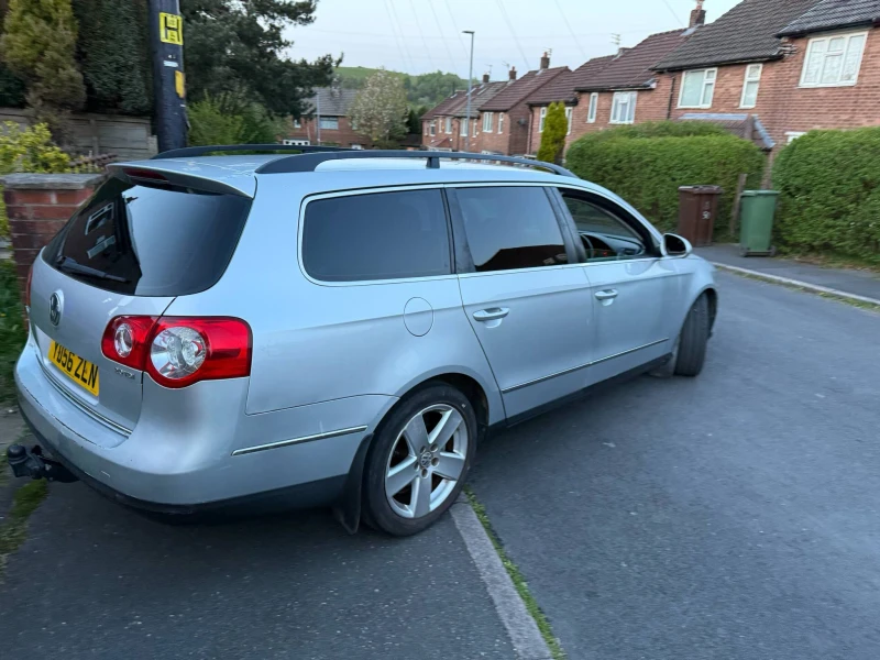 VW Passat 2.0 TDI, снимка 3 - Автомобили и джипове - 52643861