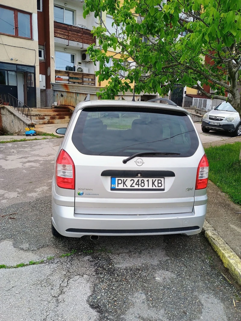 Opel Zafira Opc, снимка 5 - Автомобили и джипове - 52350494