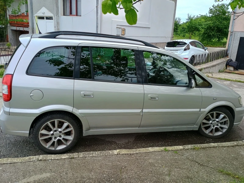 Opel Zafira Opc, снимка 6 - Автомобили и джипове - 52350494