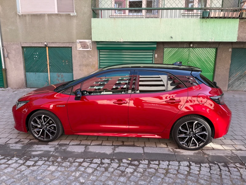 Toyota Corolla Hybrid 2.0, снимка 2 - Автомобили и джипове - 52421687