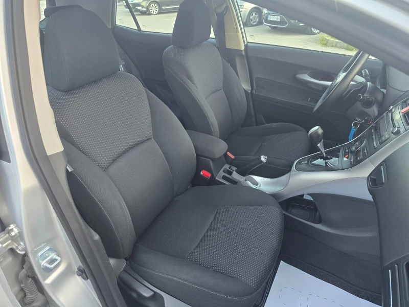 Toyota Auris 1.4D4D-90ps-116000км!!!, снимка 10 - Автомобили и джипове - 51780871