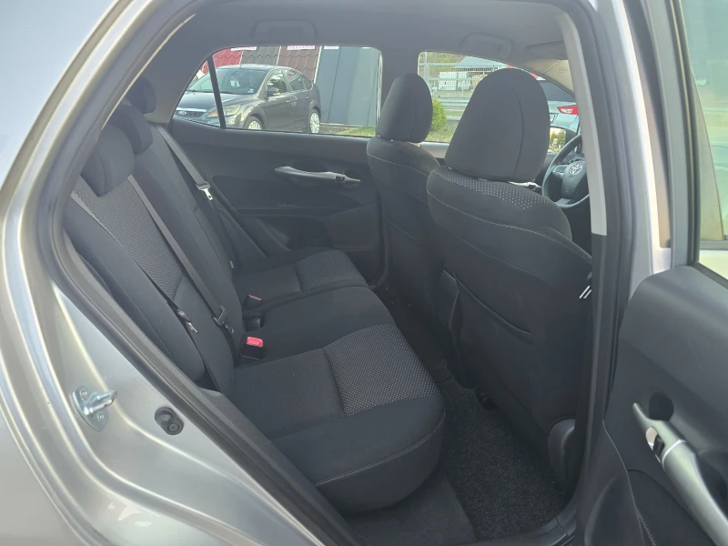 Toyota Auris 1.4D4D-90ps-116000км!!!, снимка 11 - Автомобили и джипове - 51780871