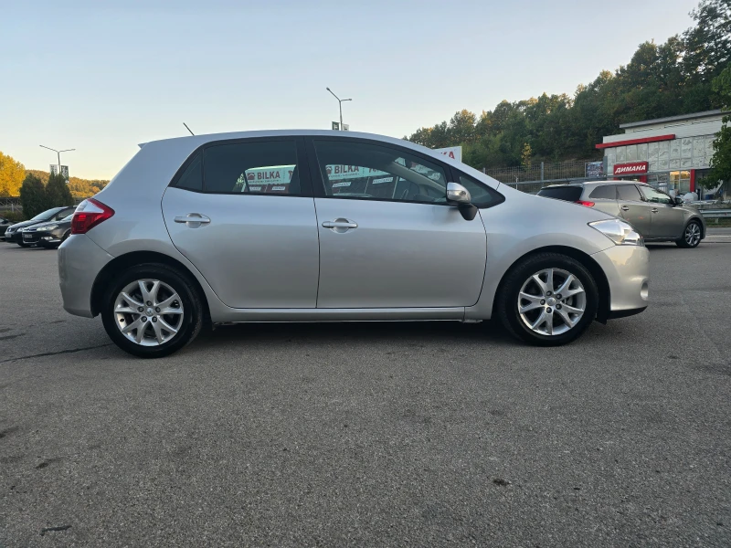 Toyota Auris 1.4D4D-90ps-116000км!!!, снимка 6 - Автомобили и джипове - 51780871