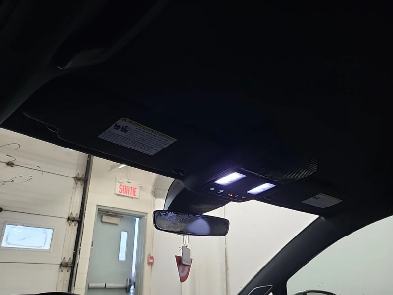 VW Golf * R* CARFAX * БЕЗ ПЪРВОНАЧАЛНА ВНОСКА, снимка 14 - Автомобили и джипове - 52972926