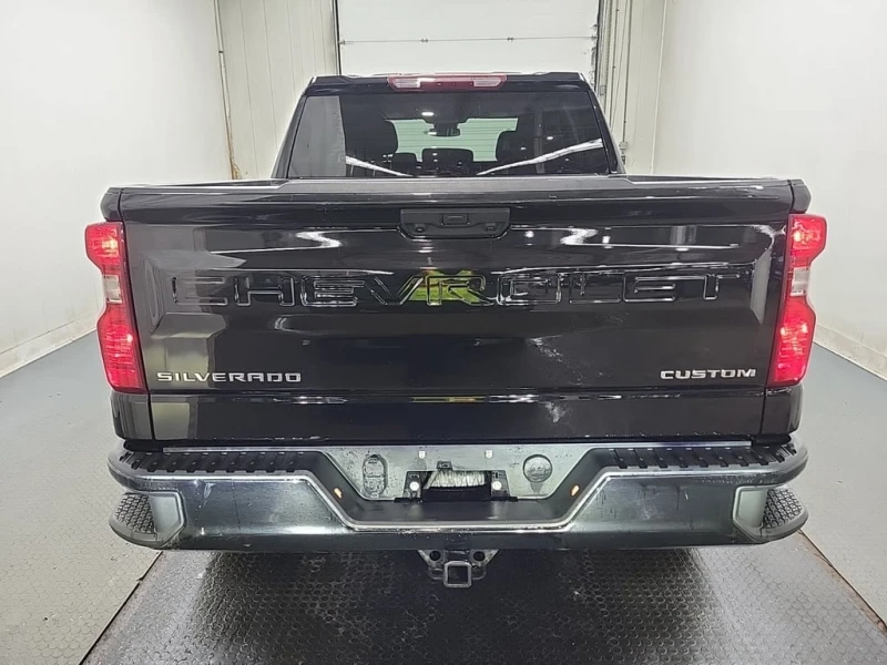 Chevrolet Silverado * Custom Trail Boss * CARFAX * БЕЗ ПЪРВОНАЧАЛНА ВН, снимка 4 - Автомобили и джипове - 53219645