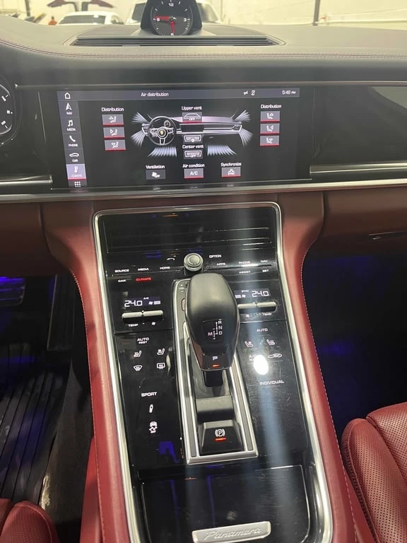 Porsche Panamera * 4S * CARFAX * БЕЗ ПЪРВОНАЧАЛНА ВНОСКА, снимка 9 - Автомобили и джипове - 53257785