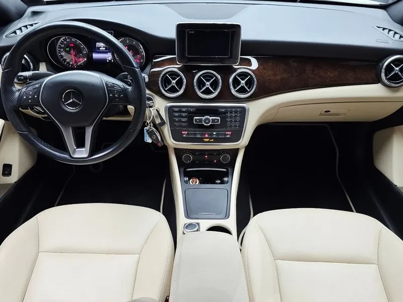 Mercedes-Benz CLA 250 4MATIC - САМО 30% АВАНС, снимка 7 - Автомобили и джипове - 56020178