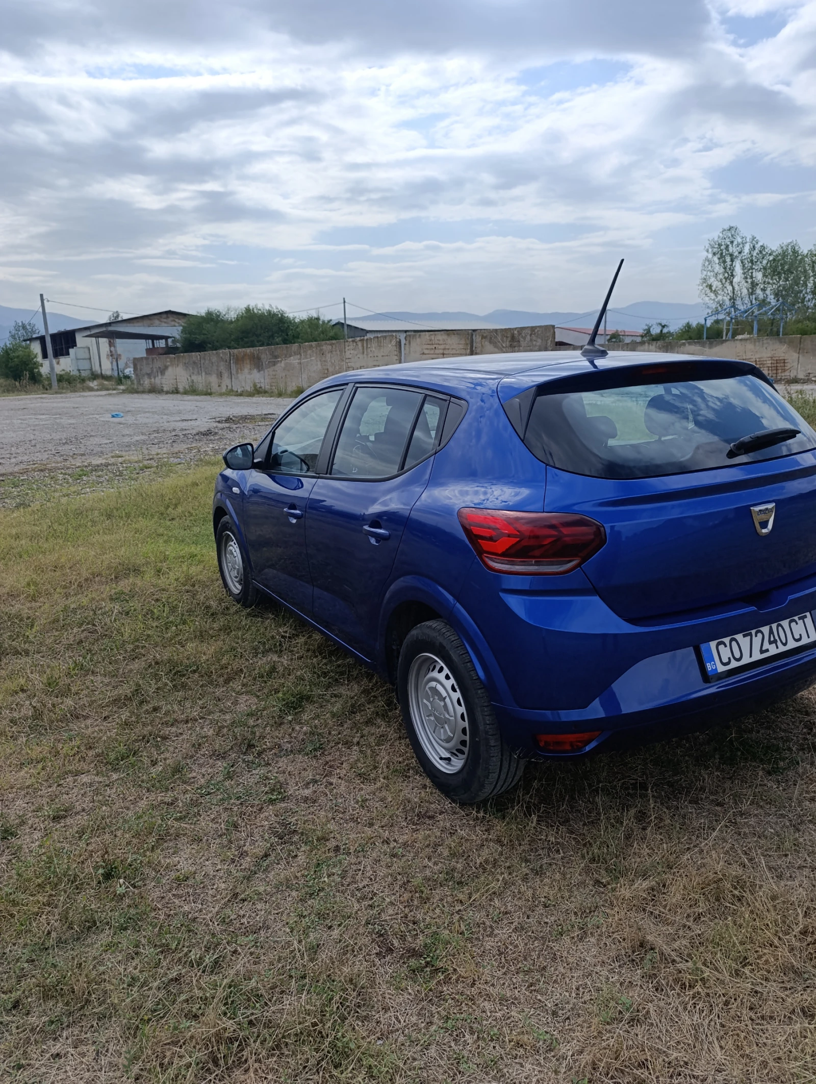 Dacia Sandero 1.0 - изображение 5