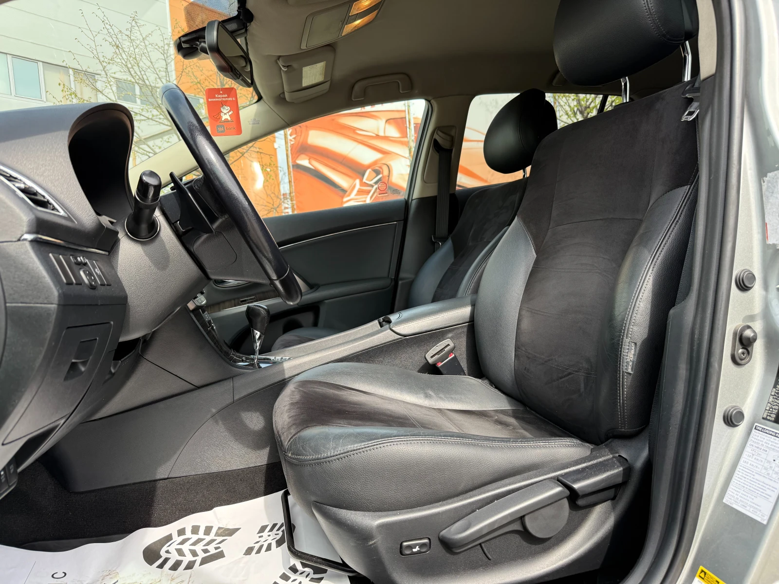 Toyota Avensis 2.2d 150 к.с. facelift - изображение 8