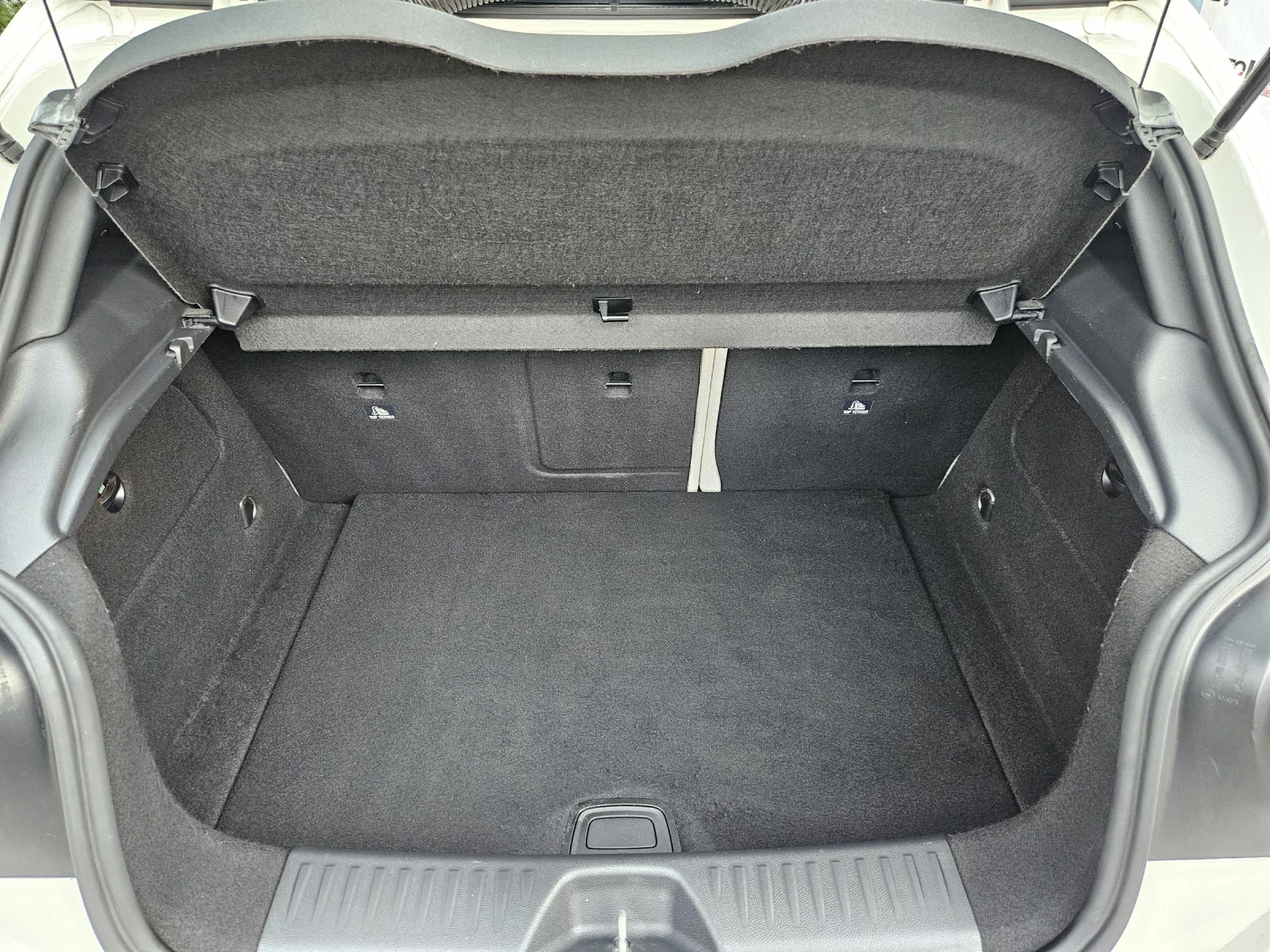 Mercedes-Benz A 180 1.6i-122кс= 123.000км= 6СК= LED= NAVI= PREMIUM - изображение 10