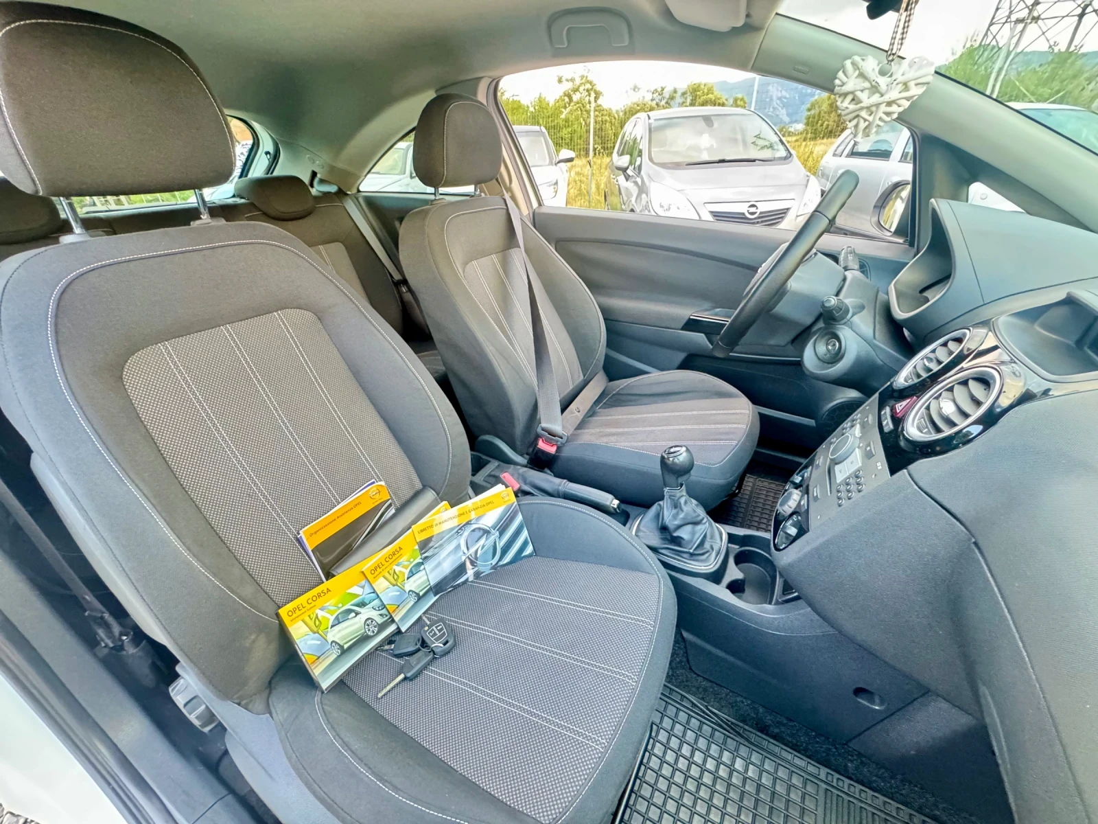 Opel Corsa 1, 3 CDTI ИТАЛИЯ 6 СКОРОСТИ FACE - изображение 9