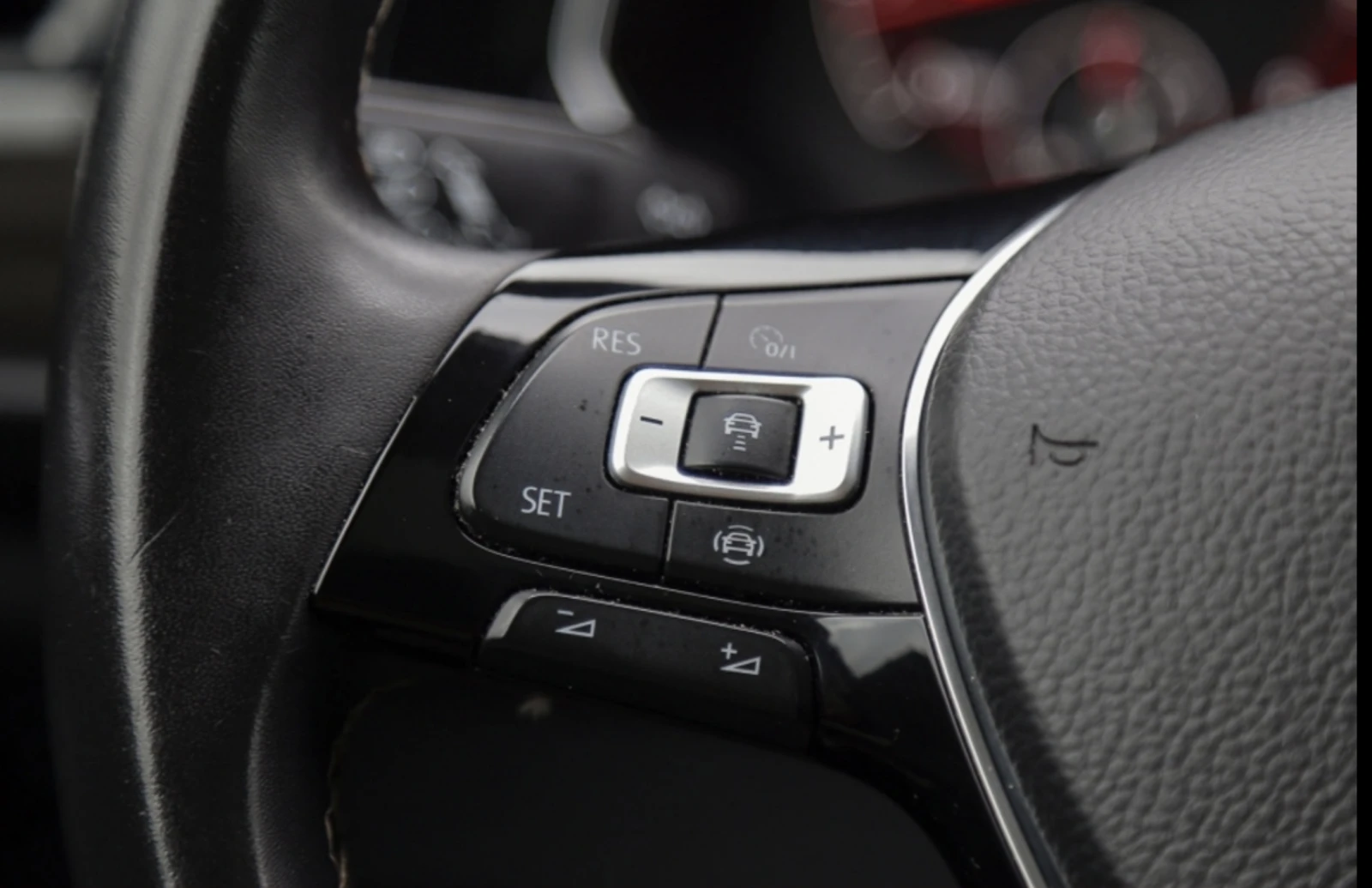 VW Jetta 1.4T *  | Mobile.bg   12