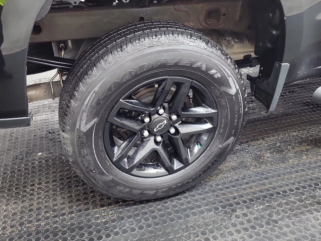 Chevrolet Silverado * Custom Trail Boss * CARFAX * БЕЗ ПЪРВОНАЧАЛНА ВН - изображение 7