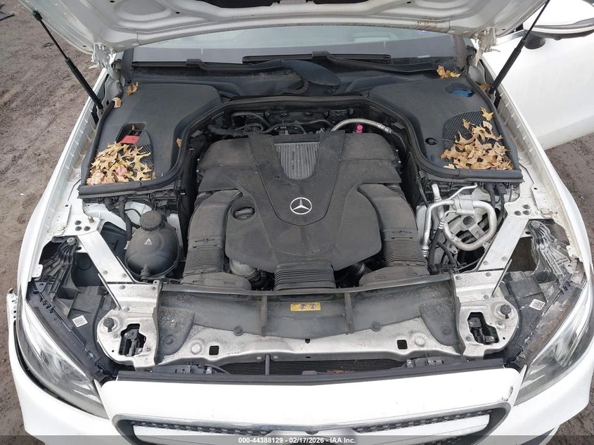 Mercedes-Benz E 400 3.0l 4Matic, снимка 10 - Автомобили и джипове - 54072227