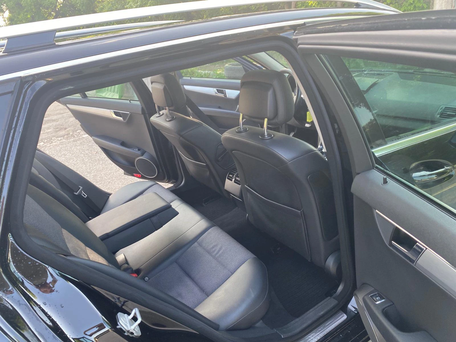 Mercedes-Benz C 180 115 kw, снимка 9 - Автомобили и джипове - 54515112