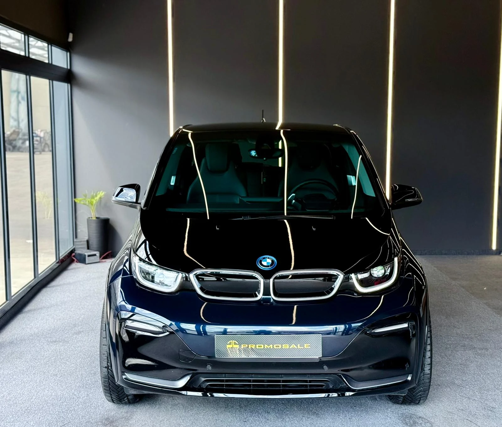BMW i3 S* LED* PPF* Подгрев* Лизинг, снимка 2 - Автомобили и джипове - 54525530