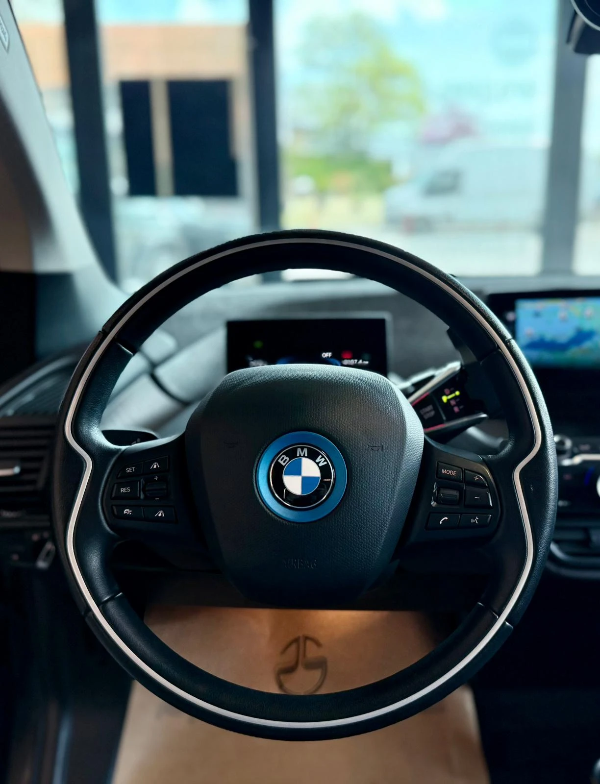 BMW i3 S* LED* PPF* Подгрев* Лизинг, снимка 10 - Автомобили и джипове - 54525530
