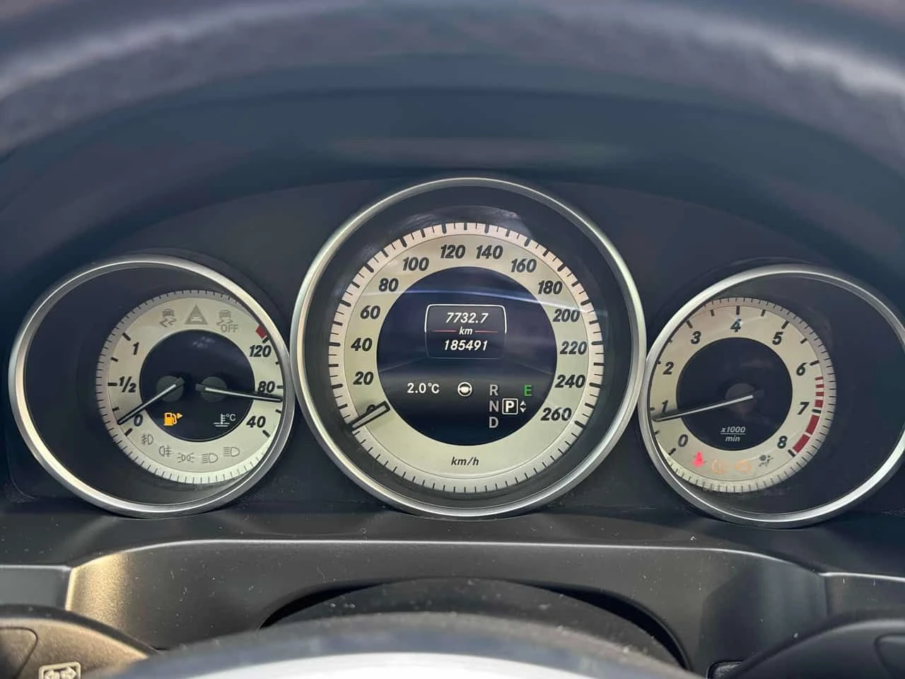 Mercedes-Benz E 400  | DISTRONIC | 360 | PANO | NAVI | LED , снимка 7 - Автомобили и джипове - 54736453