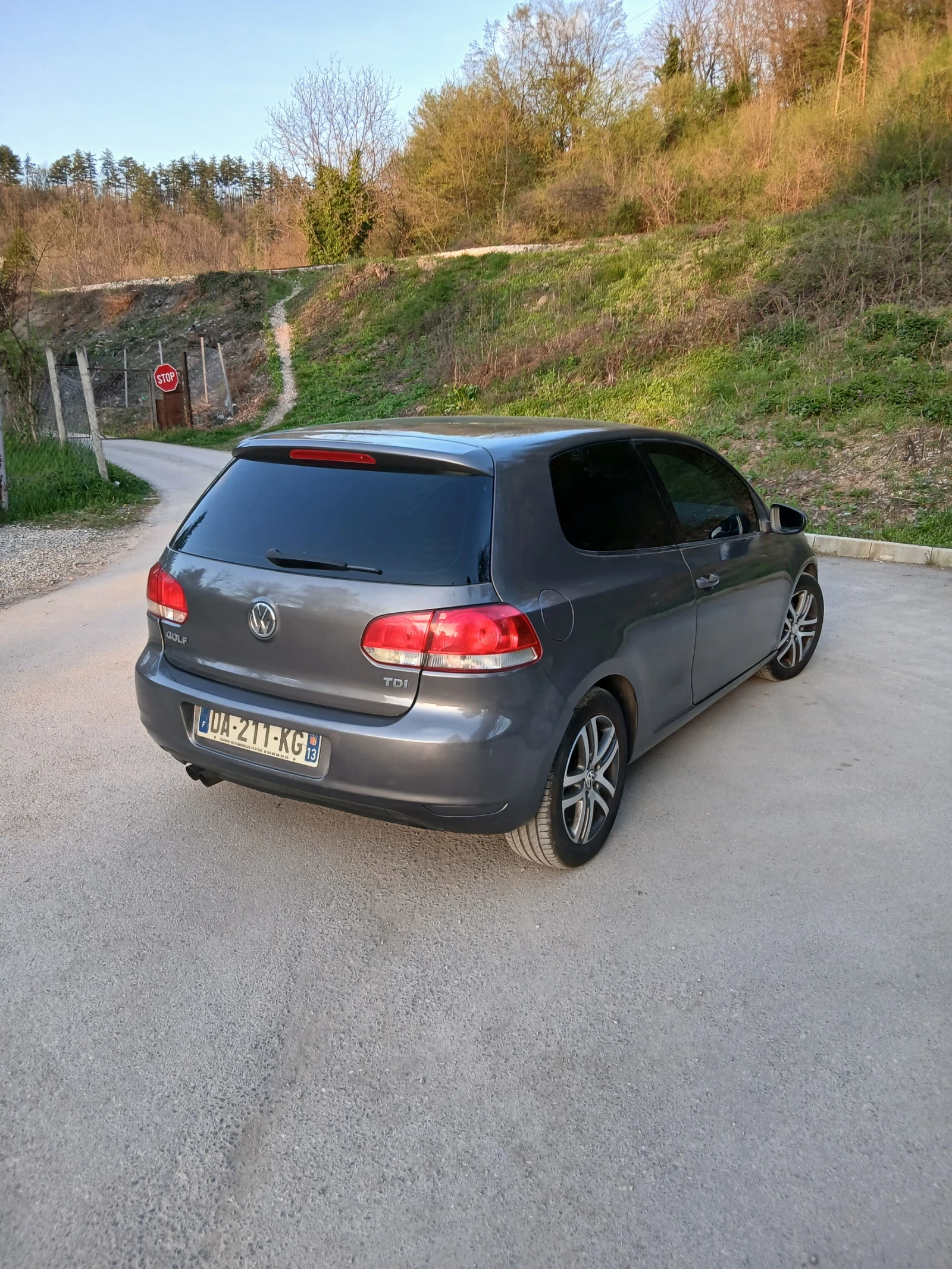 VW Golf 2.0TDI, снимка 4 - Автомобили и джипове - 55877734