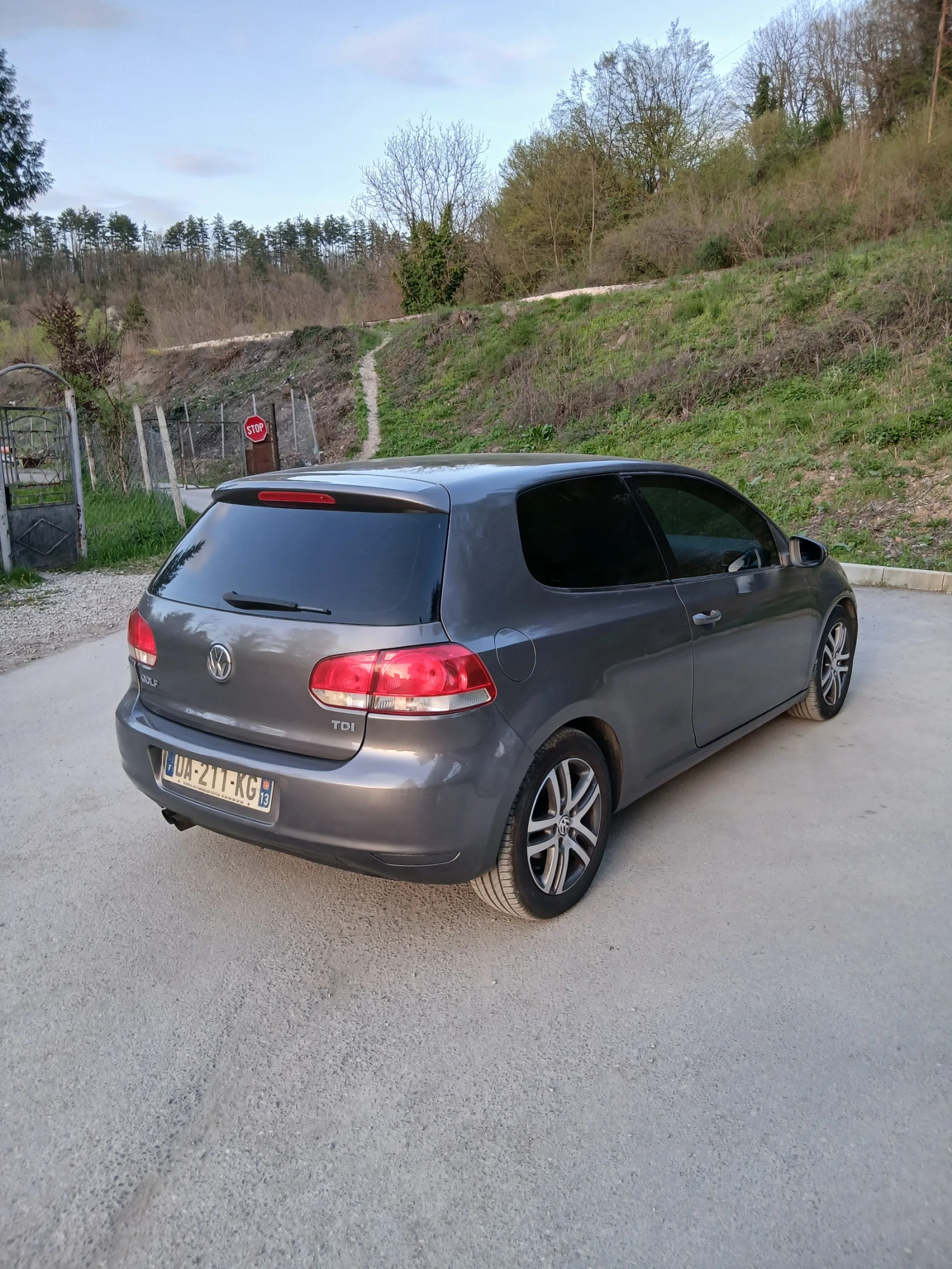 VW Golf 2.0TDI, снимка 11 - Автомобили и джипове - 55877734