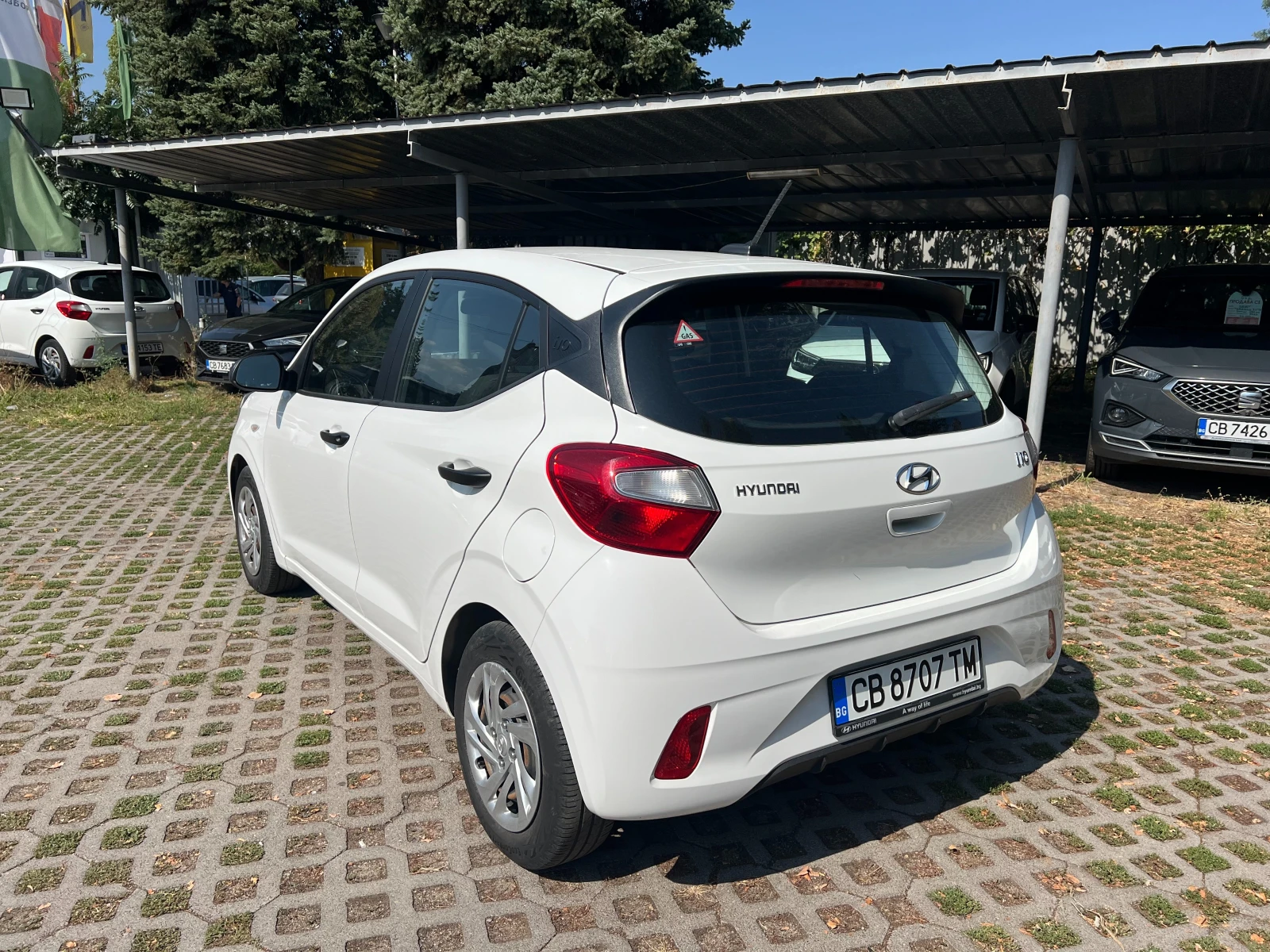Hyundai I10 1.0 Gas 5MT 67 hp, снимка 4 - Автомобили и джипове - 55914512