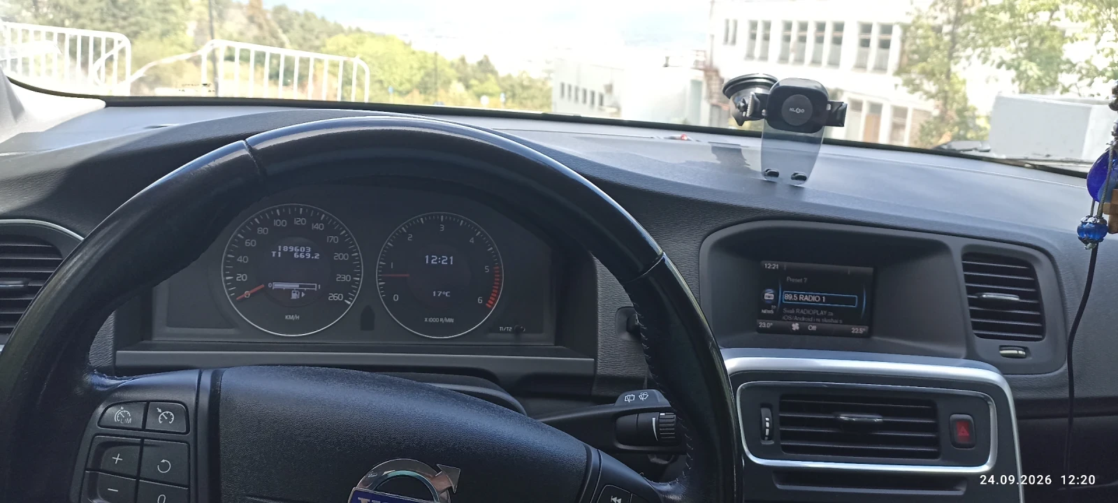 Volvo V60 V60, снимка 14 - Автомобили и джипове - 56209378