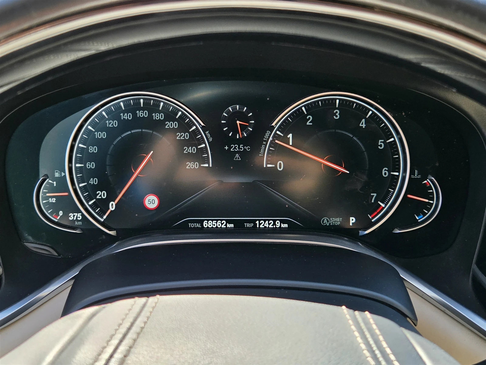 BMW 750 xDrive Седан, снимка 12 - Автомобили и джипове - 56410178