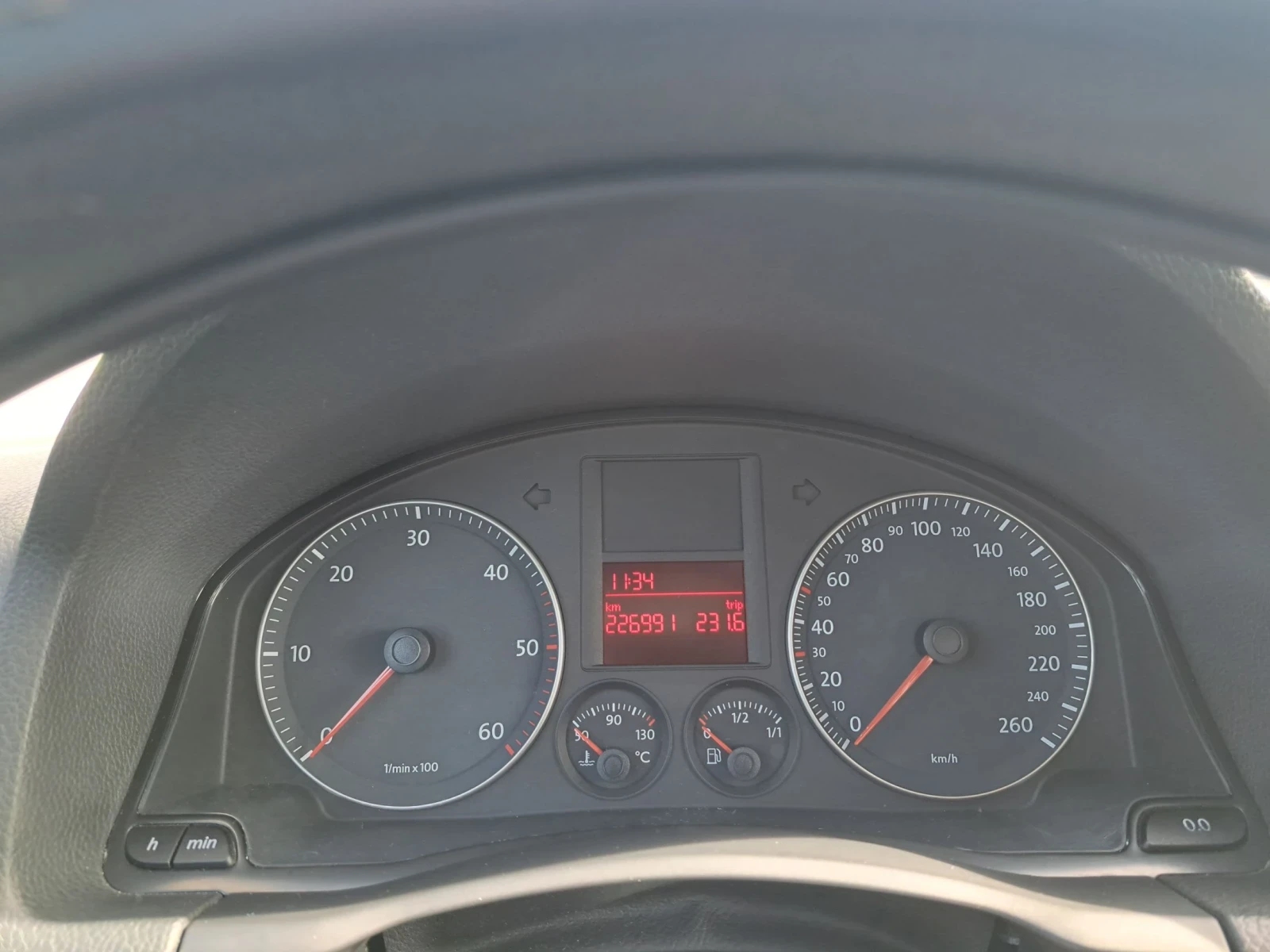 VW Golf 1.9TDI, снимка 7 - Автомобили и джипове - 56432674