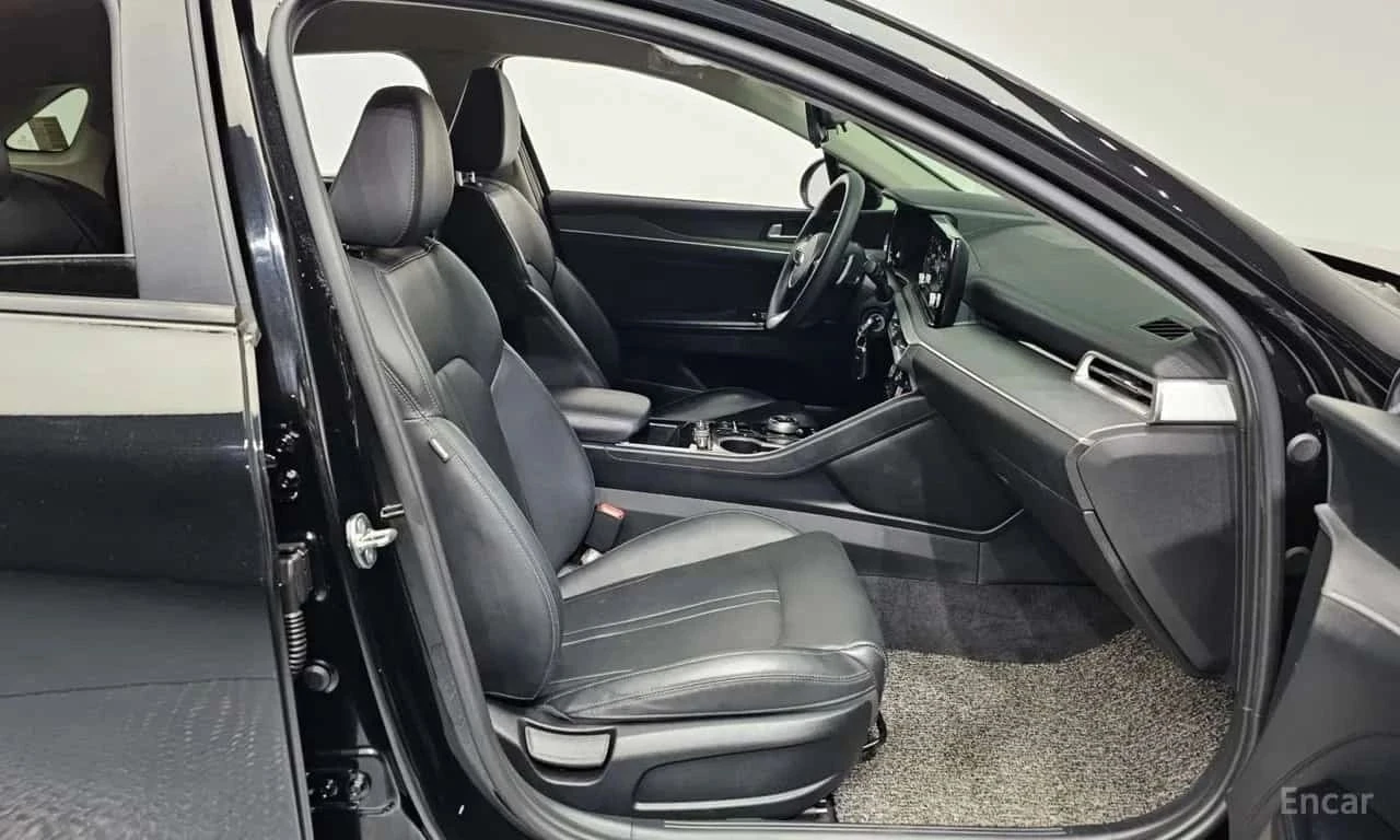 Kia K5, снимка 11 - Автомобили и джипове - 56724942