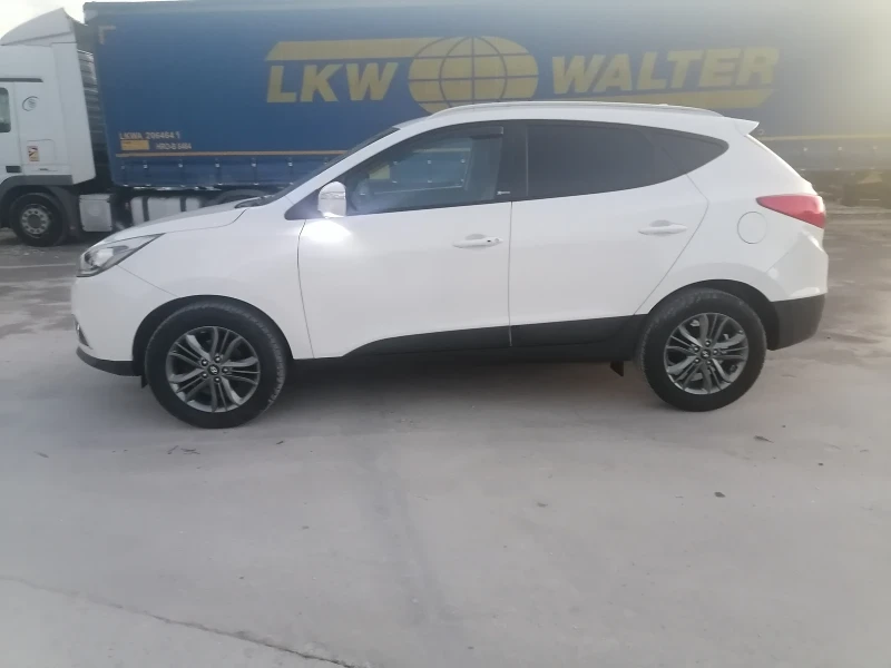 Hyundai IX35 NAVI KOJA , снимка 3 - Автомобили и джипове - 48625606