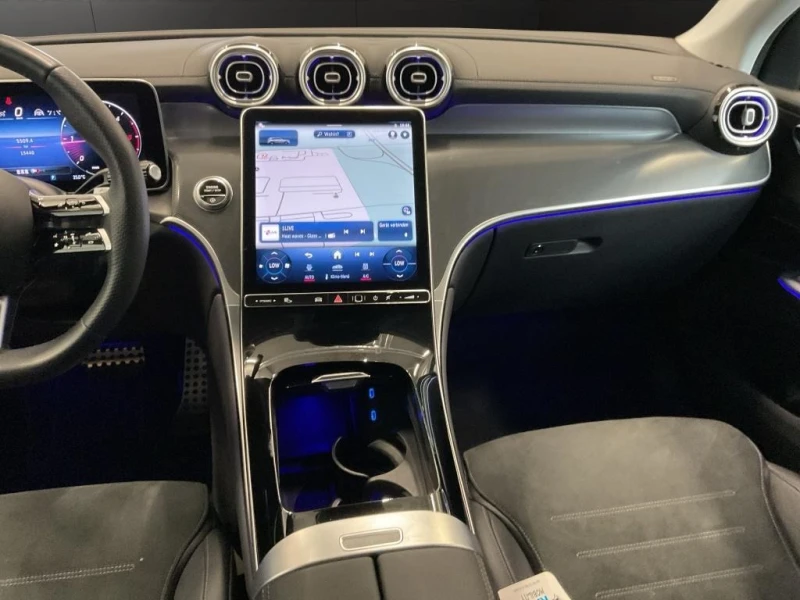 Mercedes-Benz GLC 220 d/ AMG/ 4-MATIC/ NIGHT/ DISTRONIC/ 360/ MEMORY/, снимка 13 - Автомобили и джипове - 51296982