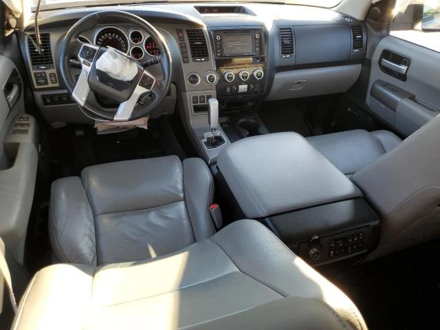 Toyota Sequoia LIMITED 5.7L, снимка 8 - Автомобили и джипове - 47982855