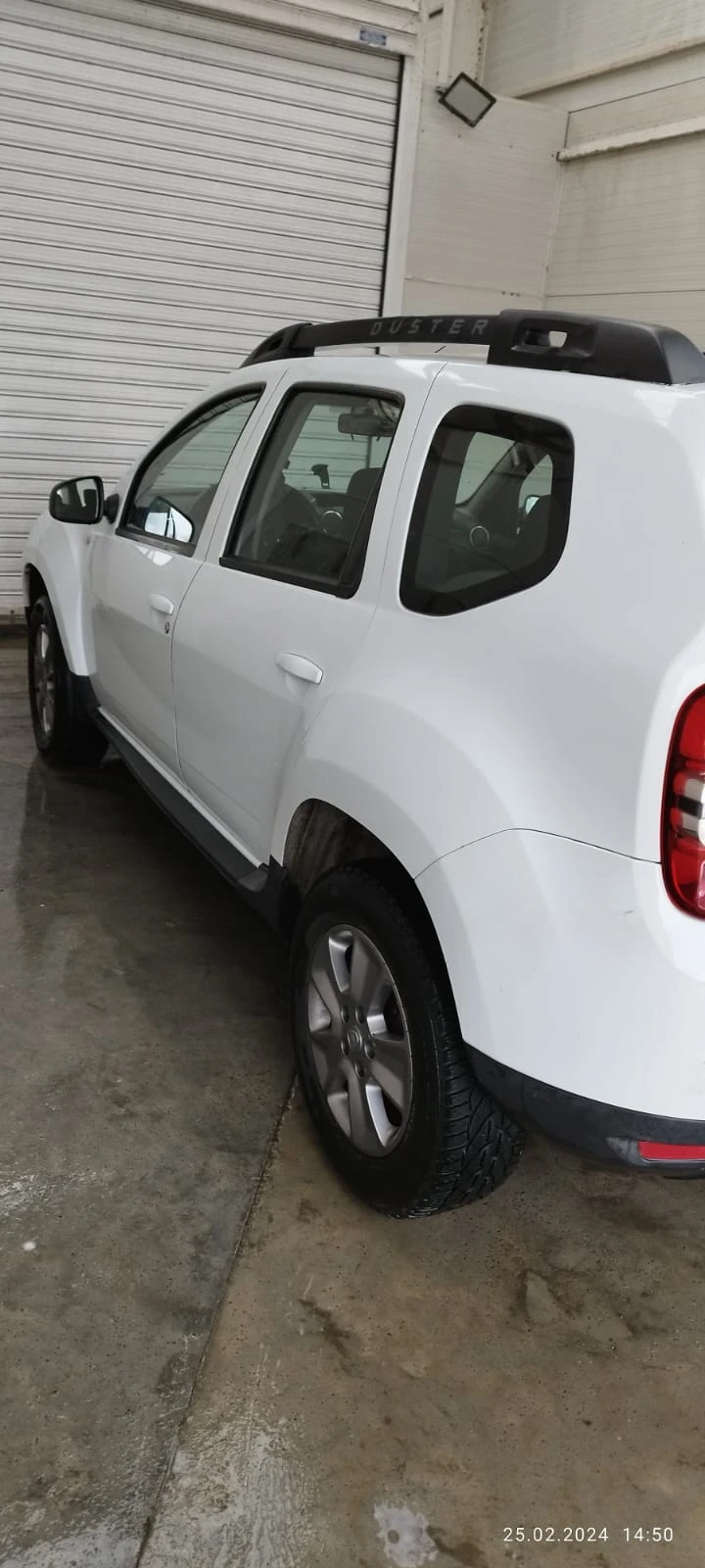 Dacia Duster, снимка 2 - Автомобили и джипове - 55229072
