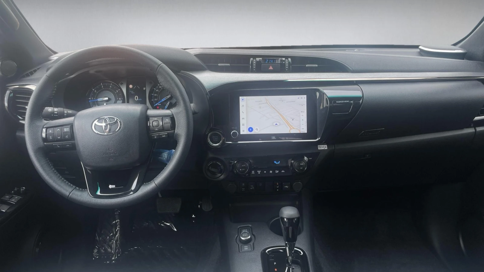 Toyota Hilux INVINCIBLE JBL 48V 2.8, Месечна вноска от 647 лв. - изображение 8