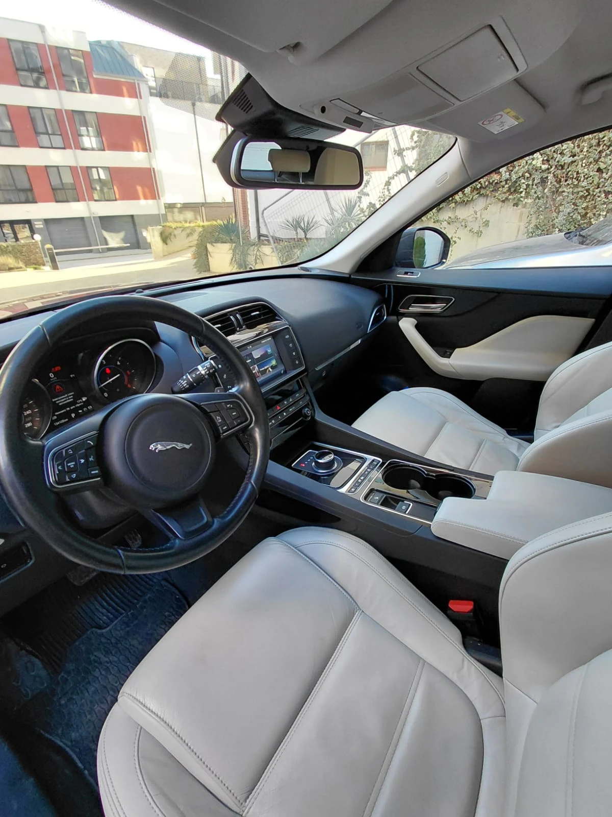 Jaguar F-PACE | Mobile.bg � ����������� 15