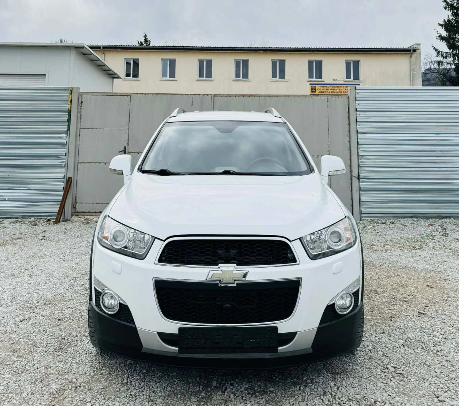 Chevrolet Captiva 4Х4 * 7 МЕСТА , снимка 2 - Автомобили и джипове - 54055652