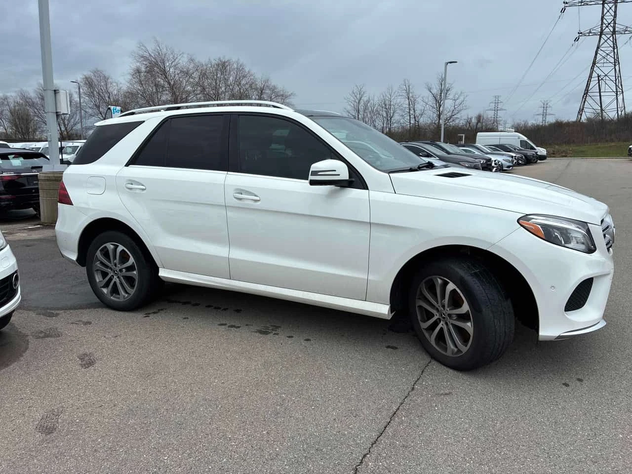 Mercedes-Benz GLE 400  CARFAX, снимка 3 - Автомобили и джипове - 54312276
