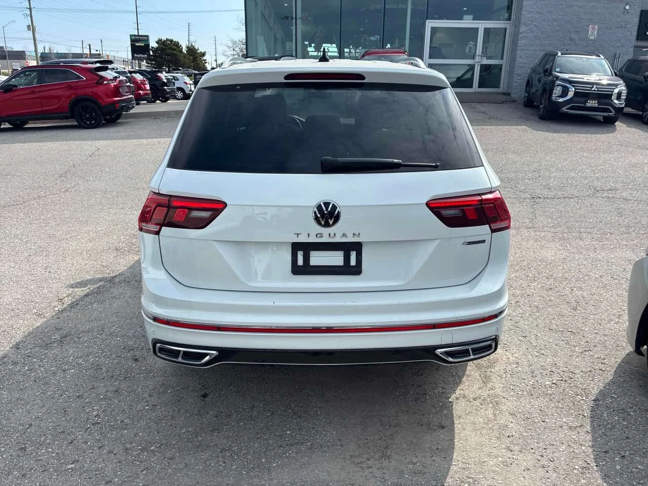 VW Tiguan Highline R Line  CARFAX | Mobile.bg � ����������� 4