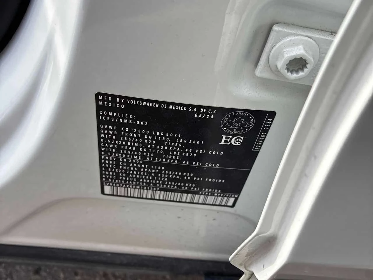 VW Tiguan Highline R Line  CARFAX | Mobile.bg � ����������� 11